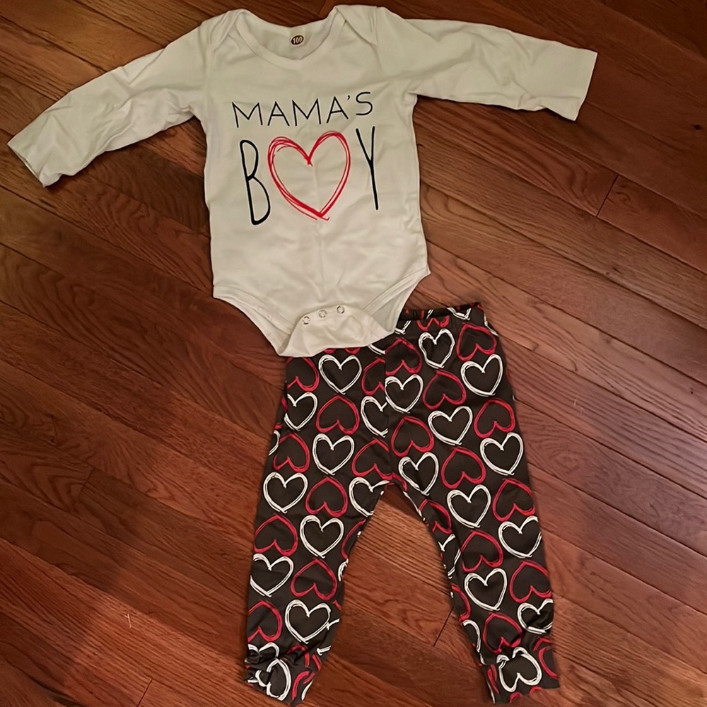 Valentines baby boy outfit worn once !!